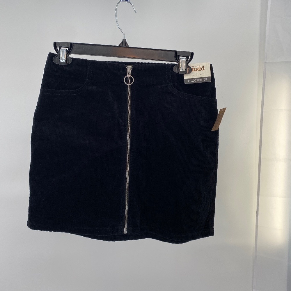 Mudd Corduroy Skirt Size 7 NWT